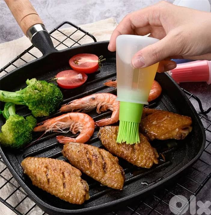 oil dispenser bottle with silicone brush 1