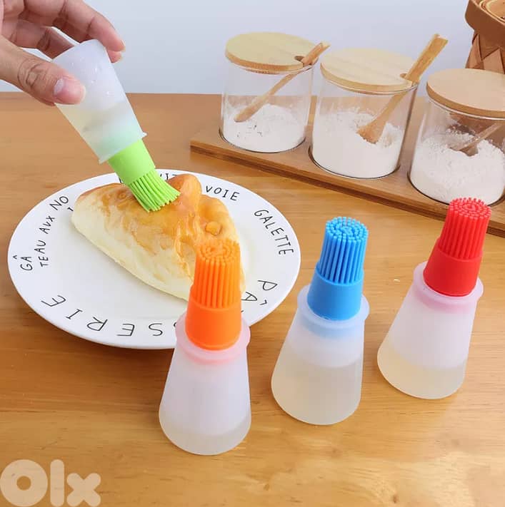 oil dispenser bottle with silicone brush 2