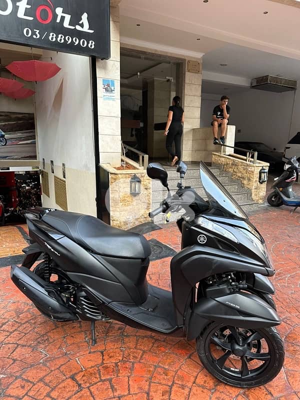 155 cc Yamaha Tricity Japanese 8