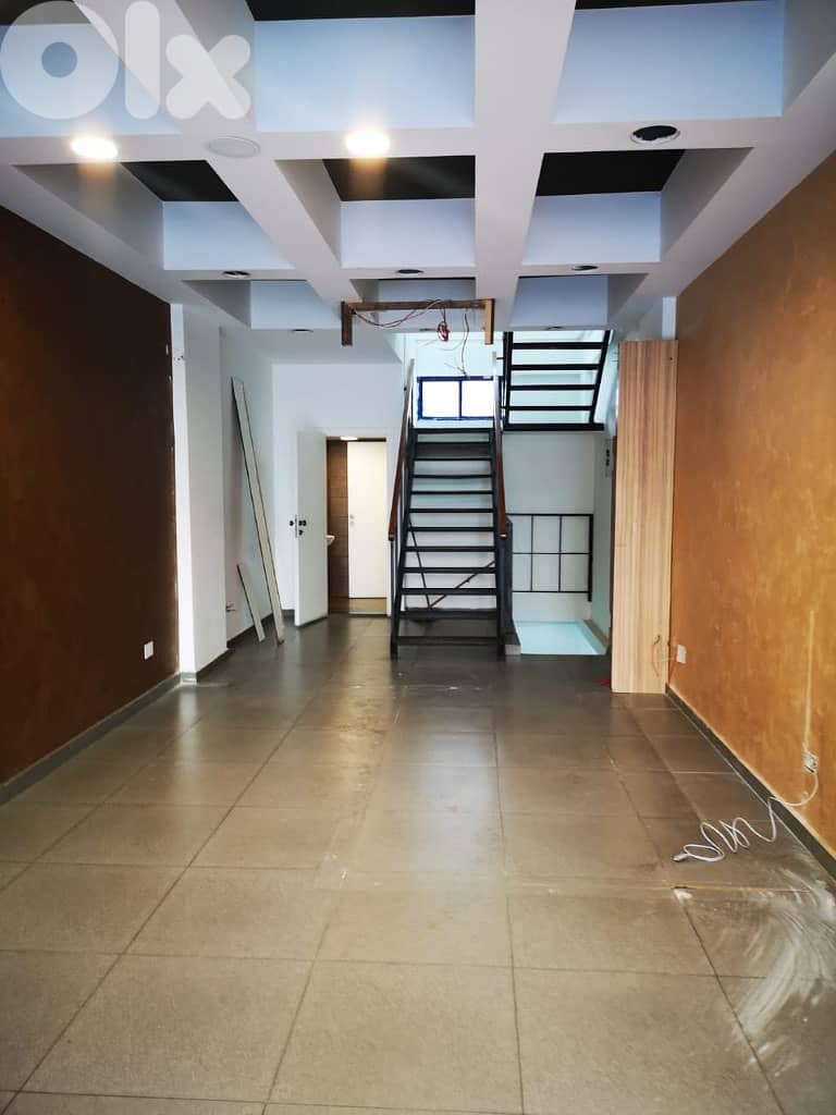 محل تجاري للايجار في سد البوشرية Shop for rent in Sid el Baouchriyeh 0