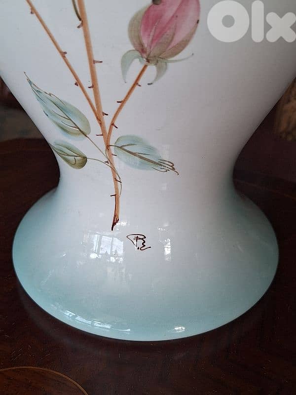 2 large porcelain lamps 2