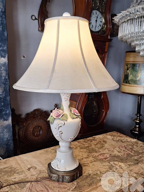 large capodimonte italian porcelain lamp 0