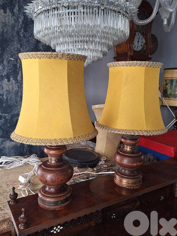 wood base pair of lamps 2