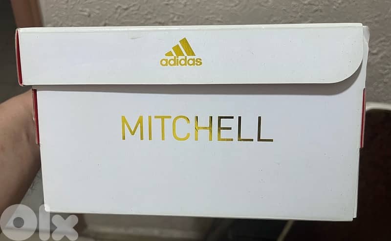 Mitchell Red adidas original Basketball Shoes size 42 5