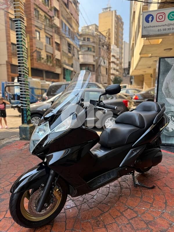 gold edition honda silverwing 600 cc crystal 10