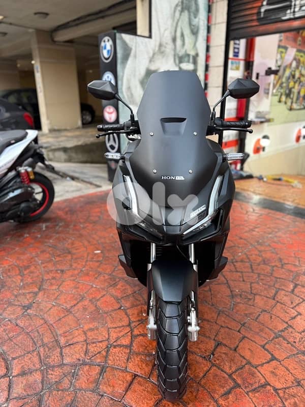 honda adv 160 cc 3050$ 6