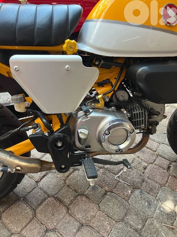 Honda monkey 125 cc all aftermarket sport parts added 15