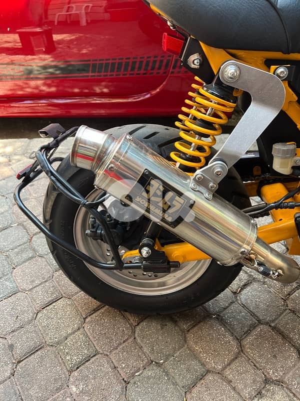 Honda monkey 125 cc all aftermarket sport parts added 16