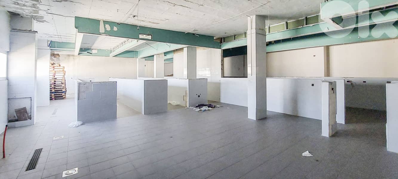 For Rent – Warehouse in Bourj Hammoud للإيجار – مستودع في برج حمود 0