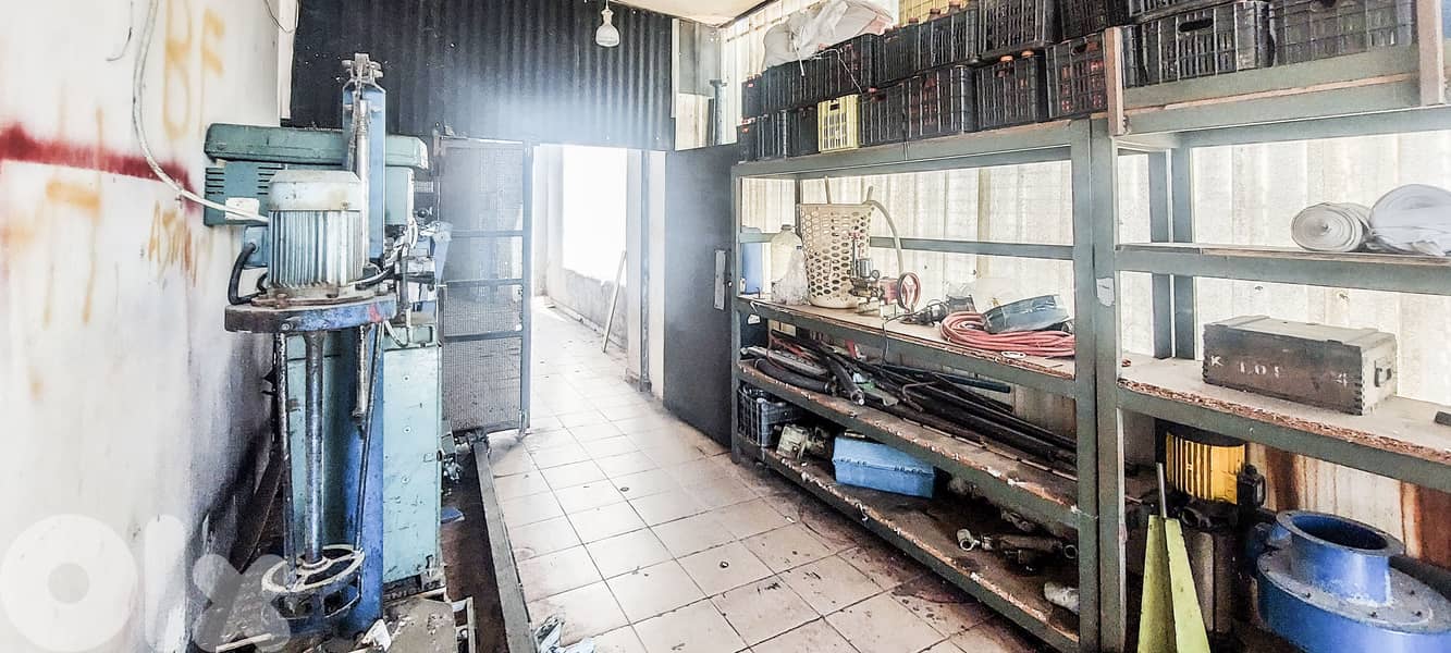 For Sale – Warehouse in Dora Industrial Zone للبيع – مستودع في المنطقة 0