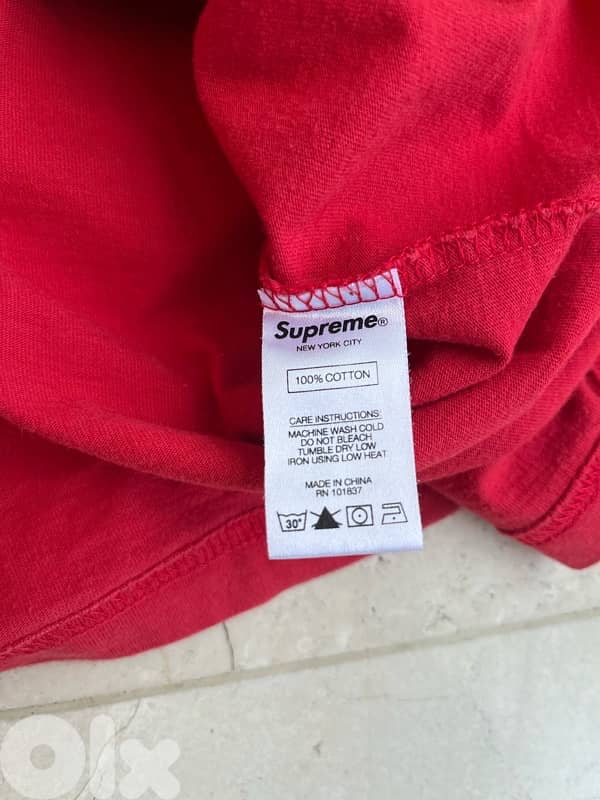 Authentic Supreme T-shirt 4