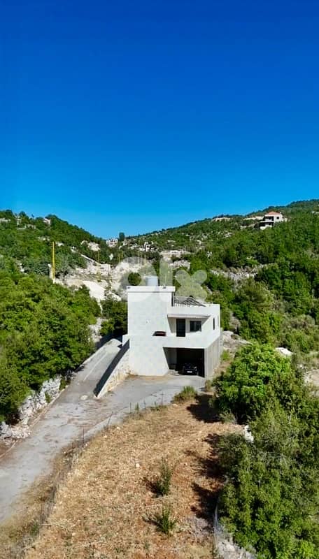 House With Land For Rent In Mechmech-Annaya بيت مستقل مع أرض للإيجار 0