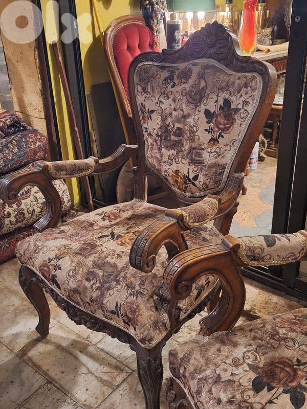 antique pair of wooden bergers 4