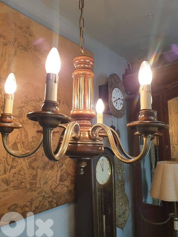 wood and bronze 6 lamps chandelier 1