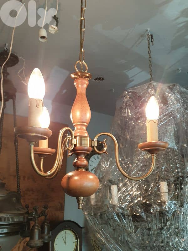 bronze and wood 3 lamps chandelier 2