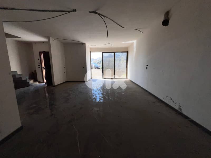 200m2 Duplex Villa+Terrace 4Sale in Al Jamhour-Baabda - الجمهور- بعبدا 0