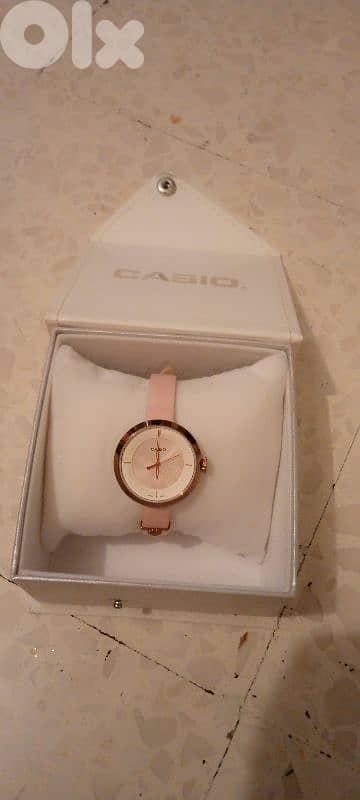 Watch pink color Casio 0