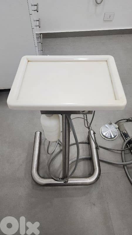Stern Weber Dental Chair + Surgical Lights – Great Condition 2