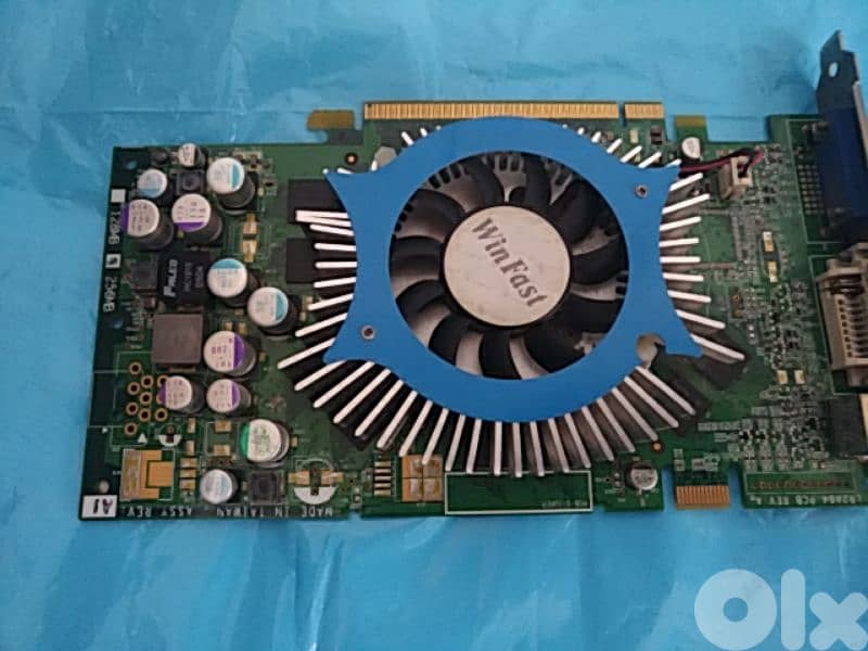 Old CPUs, Rams, Graphic card, DVD, TV Tuner, Fans (read details) 2