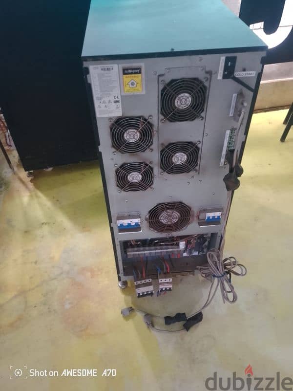 للبيع انفيرتير 30k 2