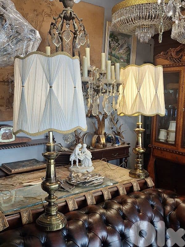 2 very large brass lamps 0