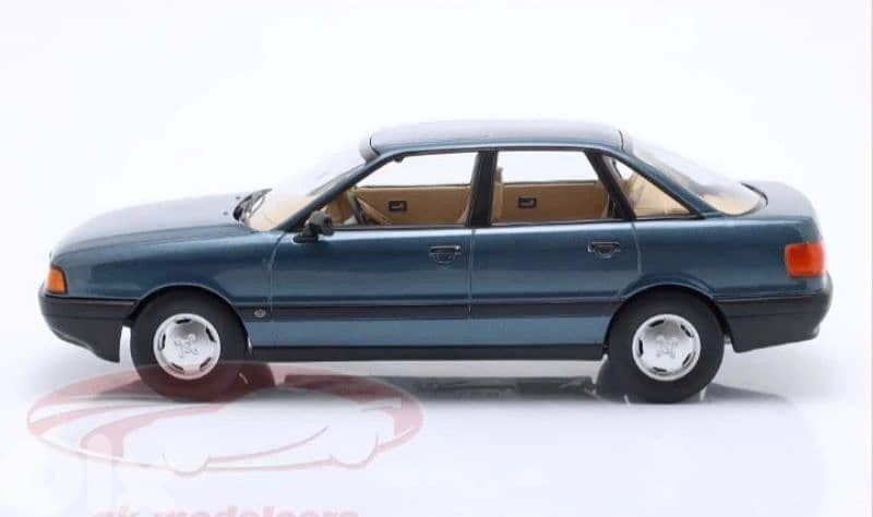 Audi 80 (1989) diecast car model 1;18 1