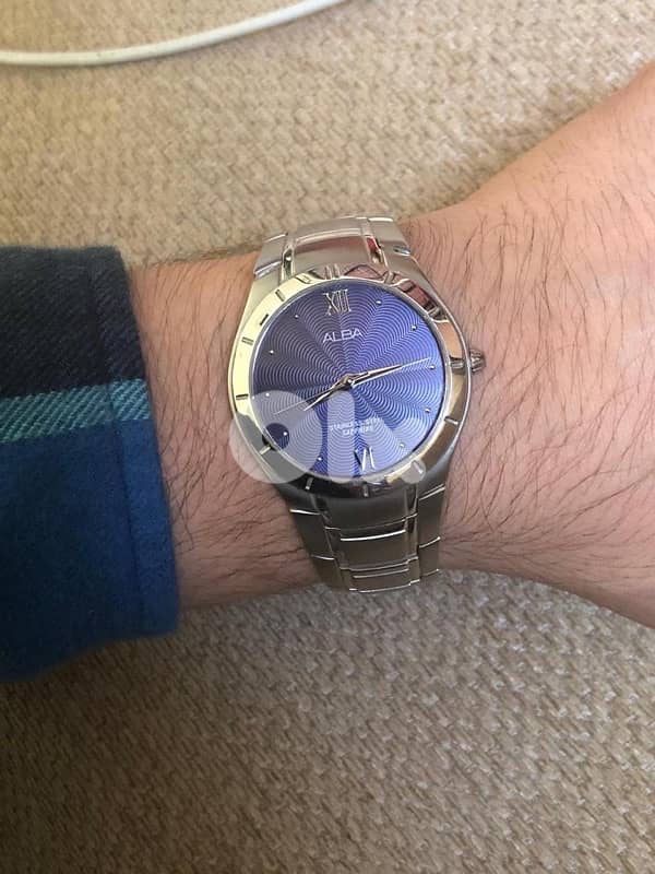 ALBA WATCH ORIGINAL SAHPPIER CRYSTAL WORKING FINE 5