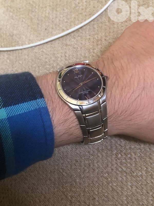 ALBA WATCH ORIGINAL SAHPPIER CRYSTAL WORKING FINE 6