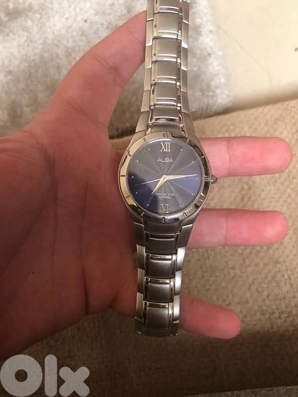 ALBA WATCH ORIGINAL SAHPPIER CRYSTAL WORKING FINE 7