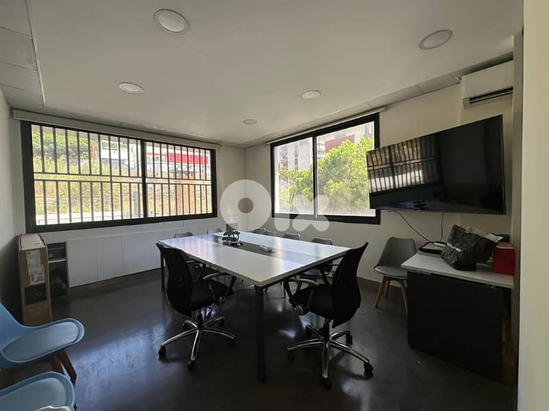 مكتب للايجار في حرج تابت Decorated Office for rent in Horsh Tabet 0