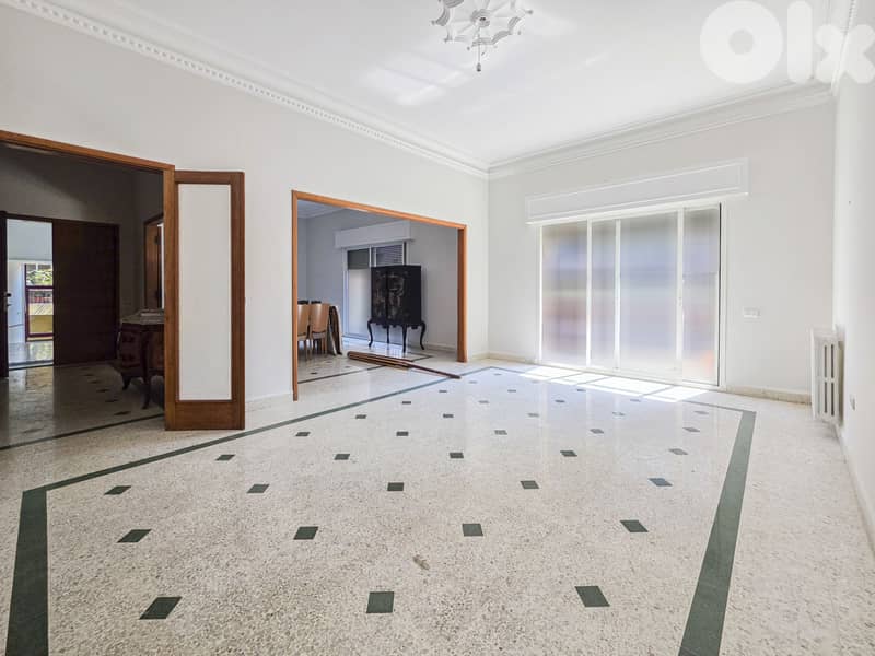 Renovated Apartment in Achrafieh For Rent شقة مجددة للإيجار 0