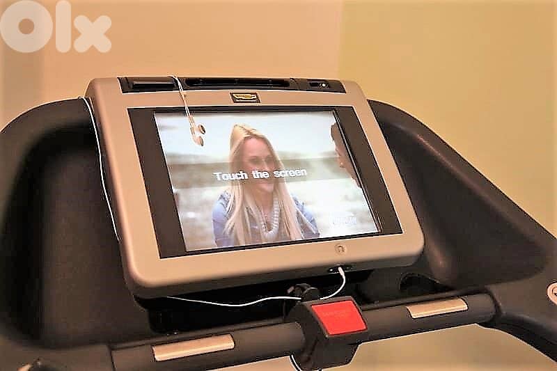 Treadmill Technogym sheshe touch made in Italy hight quality exite 700 3