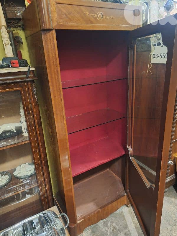 italian massif wood showcase 3