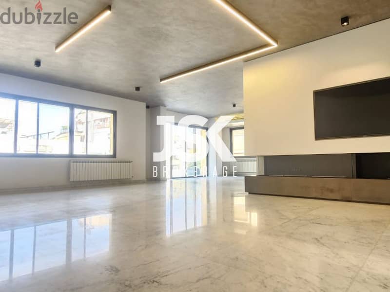 L18666-Luxurious Decorated Apartment For Sale in A High-End Building i 0