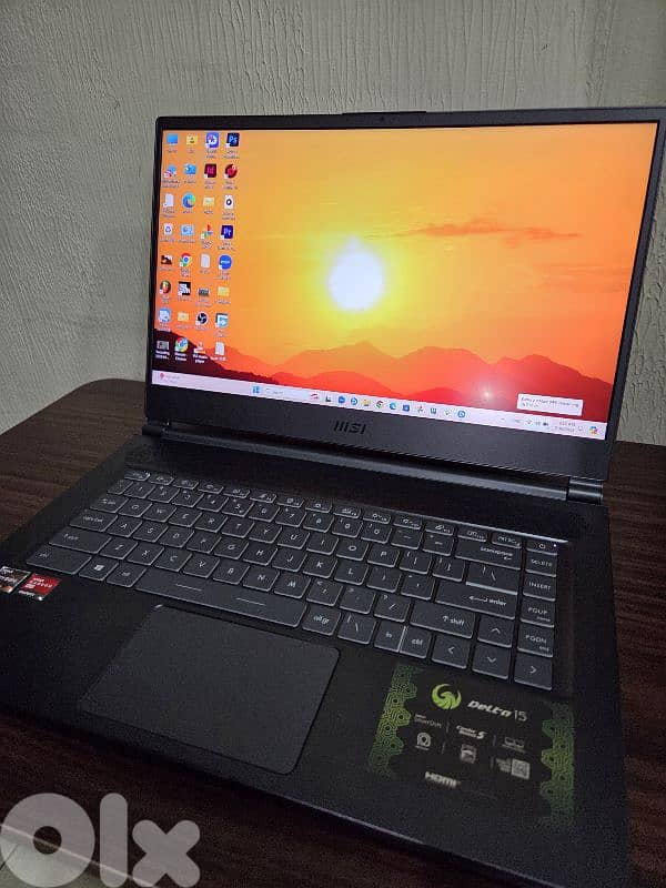 Gaming laptop msi delta 15 0