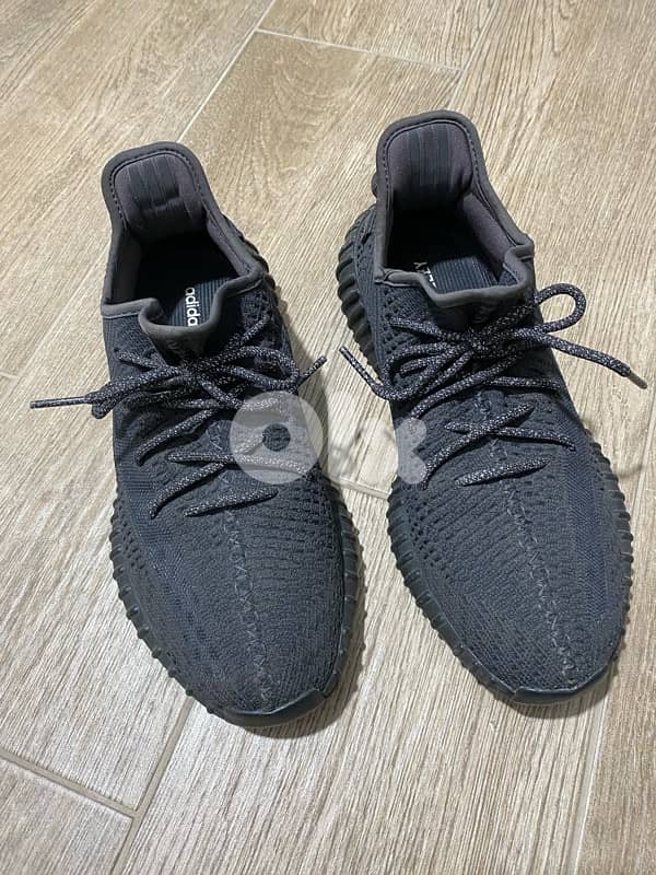 Adidas Yeezy 350 V2 black size 44.5 2