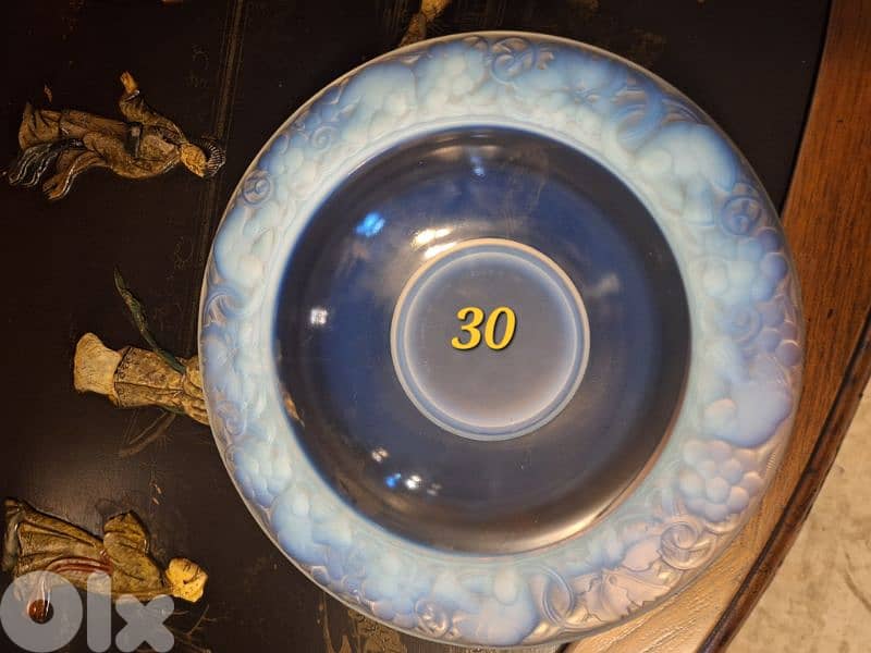 French Art Glass Opalescent Bowl Sign P. D'AVESN Lalique 1