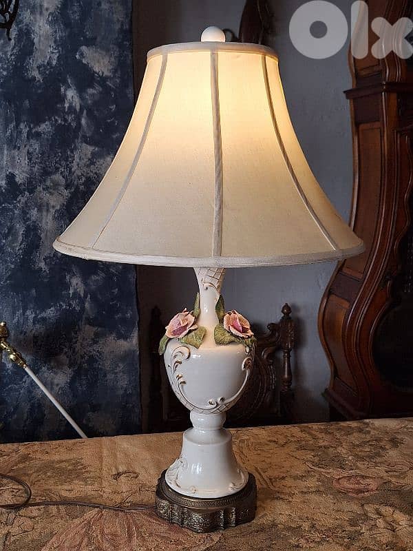 italian porcelain capodimonte lamp 0