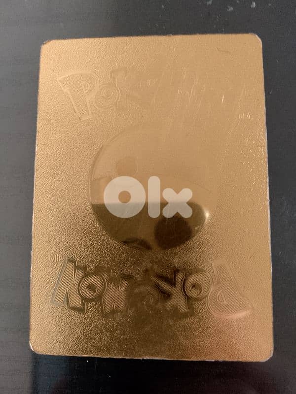 Raichu golden pokemon card. 1