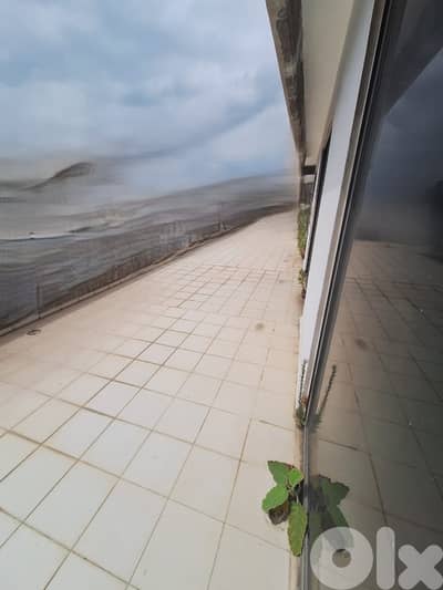 OFFICE IN DEKWANEH PRIME WITH TERRACE (DE-305)