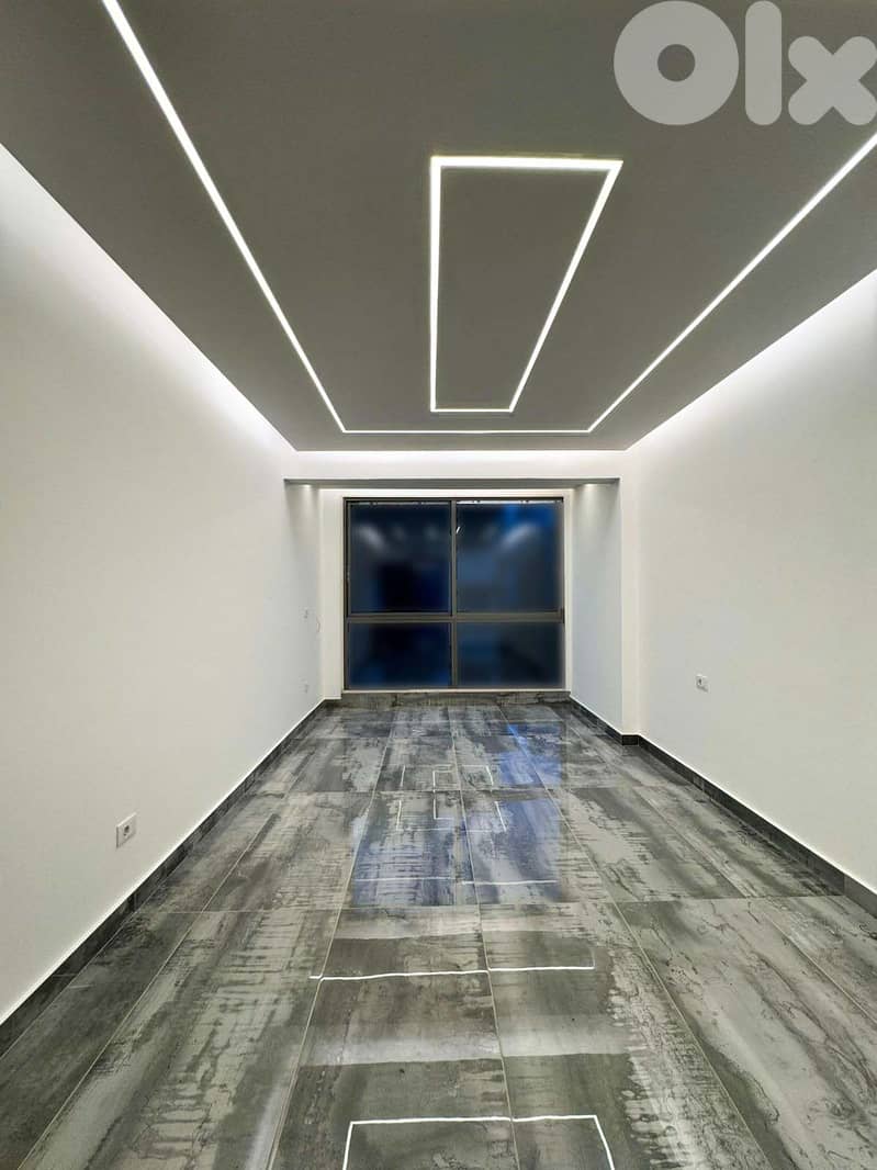 NEW BUILDING IN AIN EL MRAISSEH , NEAR AUB (120SQ) 2 BEDS , (AM-207) 0