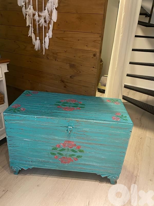 decorative vintage box 0