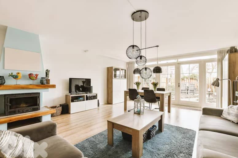 SPACIOUS APARTMENT IN DOWNTOWN PRIME (220Sq) Panoramic View (BT-515) 0