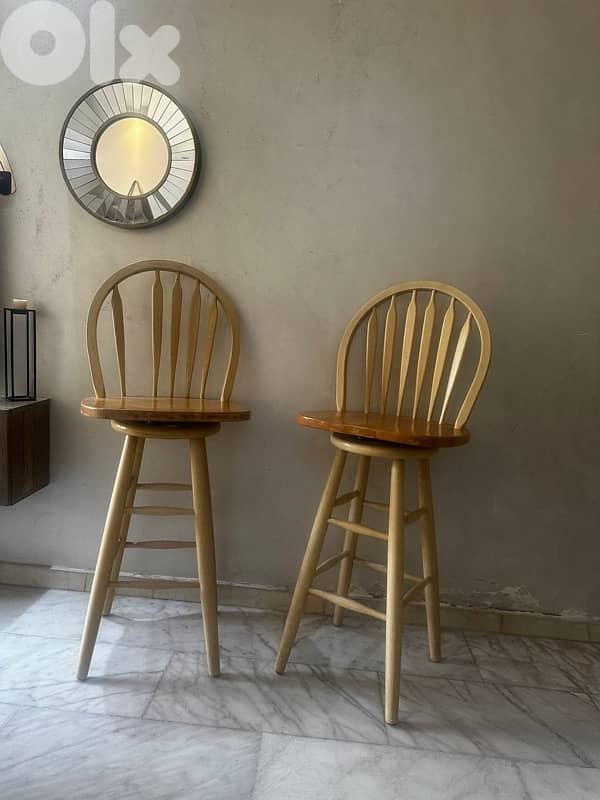 2 vintage swivel bar chairs , 120$ 0