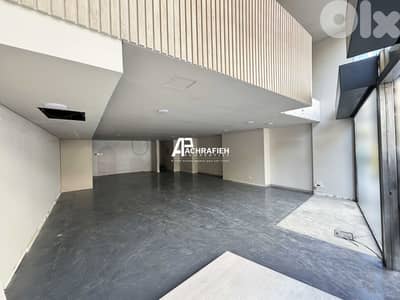 3 Floors - Showroom for Rent In Achrafieh