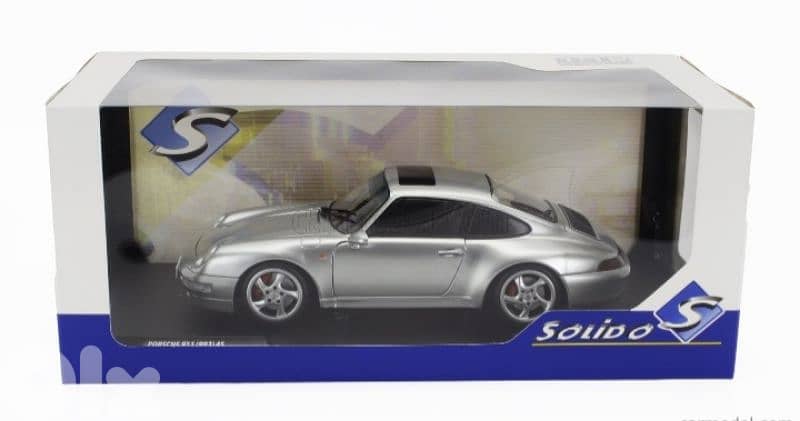 Porsche 911 (993) Carrera 4S 1996 diecast car model 1;18 7