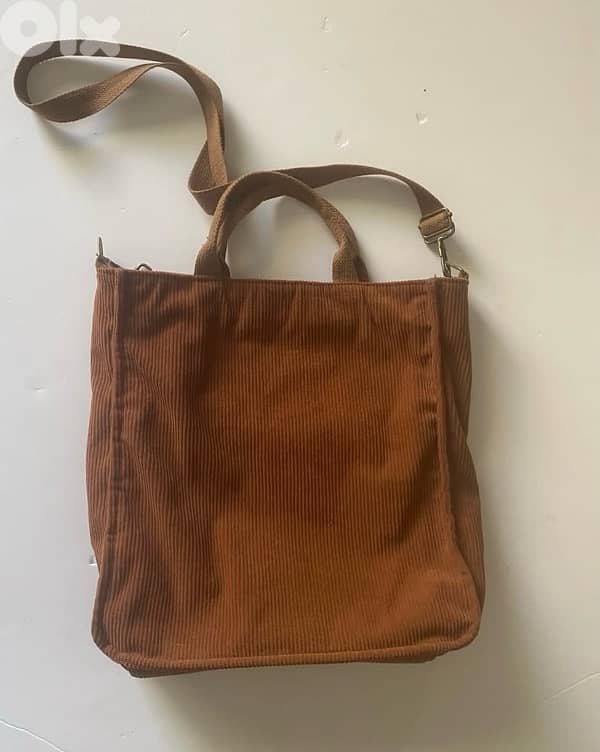 brown satchel 1