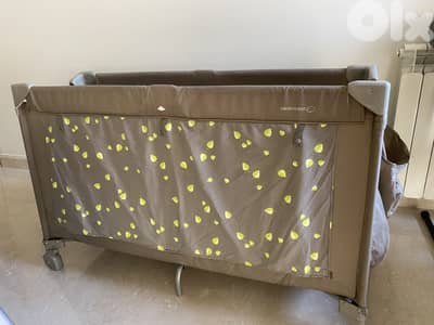 "Bebe Confort " Baby Crib Travel Cot with Mattress