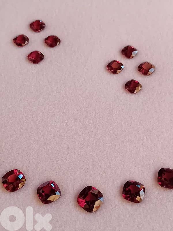 natural red garnet 114 ct layout 5