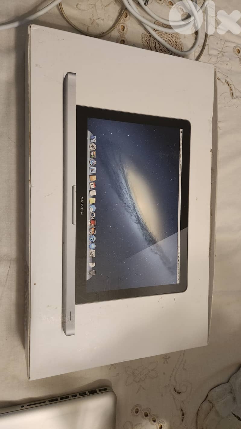 Macbook PRO 13 i7 8gb ram 512 ssd 0